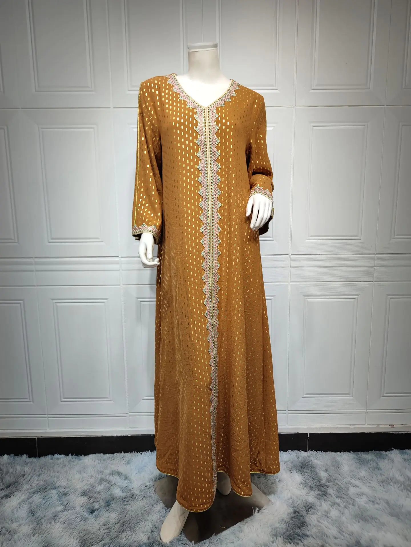 Elegant Summer Muslim Gown in Bronzed Dubai Style
