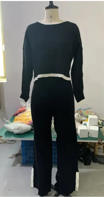 Chic Contrast Knit Suit for Women