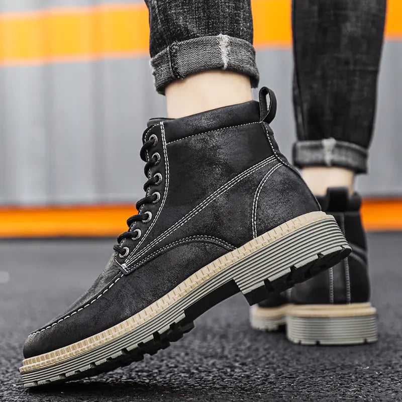 Men's Classic Urban Tooling Boots
