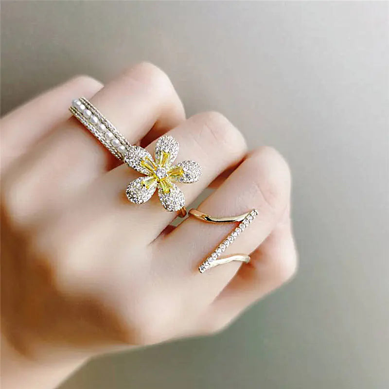 Elegant Adjustable Zircon Flower Ring