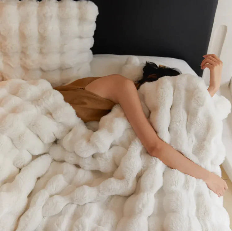 Tuscany Luxury Comfort Blanket