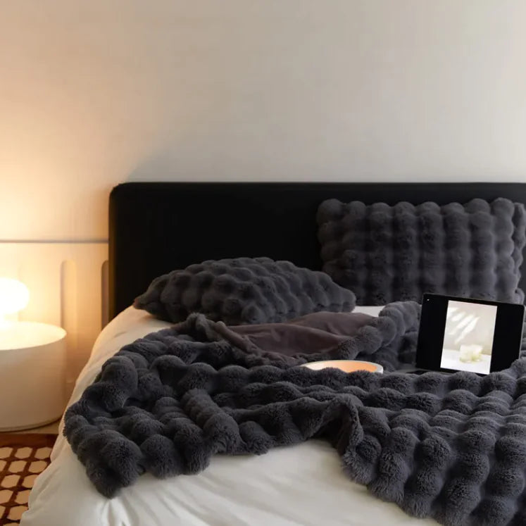 Tuscany Luxury Comfort Blanket