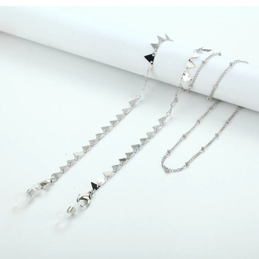 Elegant Pearl Eyewear Chain