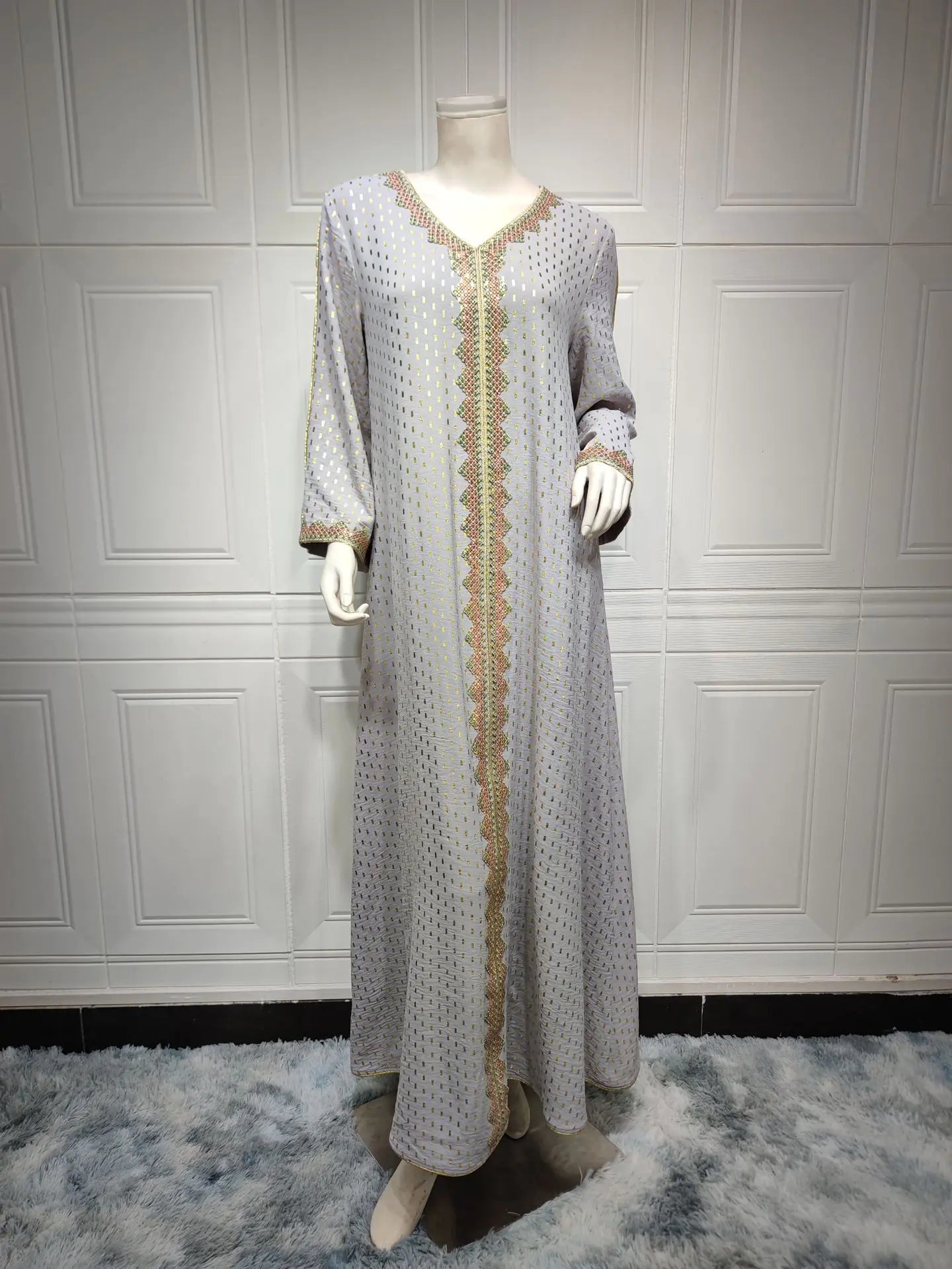 Elegant Summer Muslim Gown in Bronzed Dubai Style