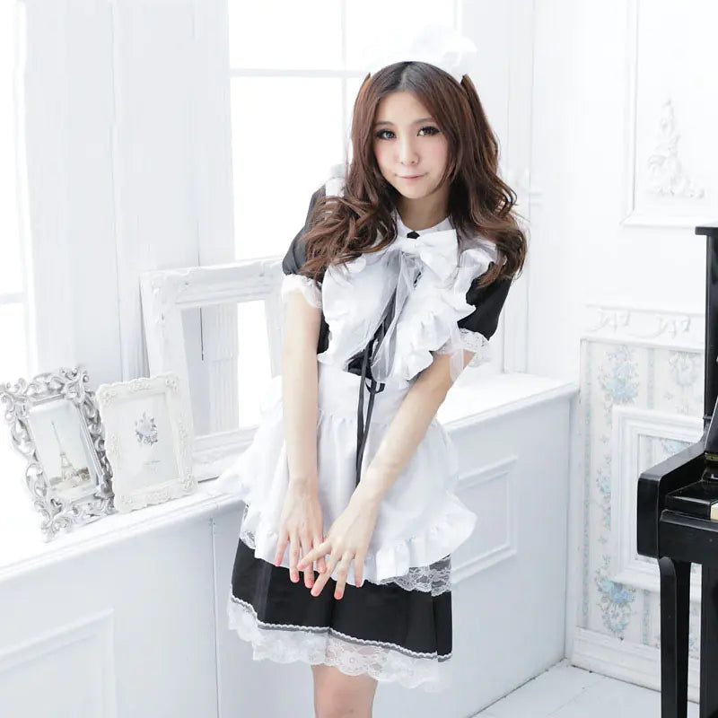 Charming Maid Cosplay Ensemble DS1024