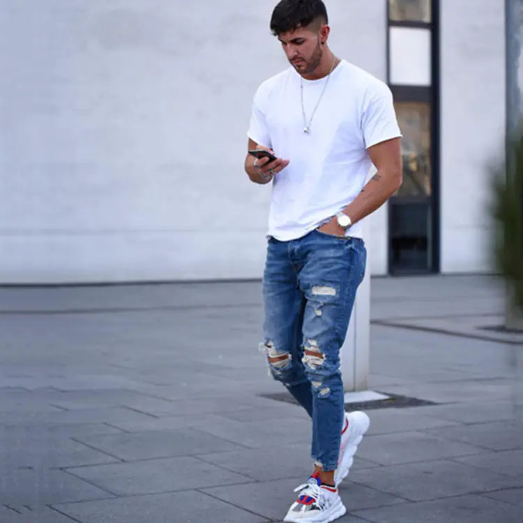 Southeast Asia Men's Fashion Ripped Jeans
