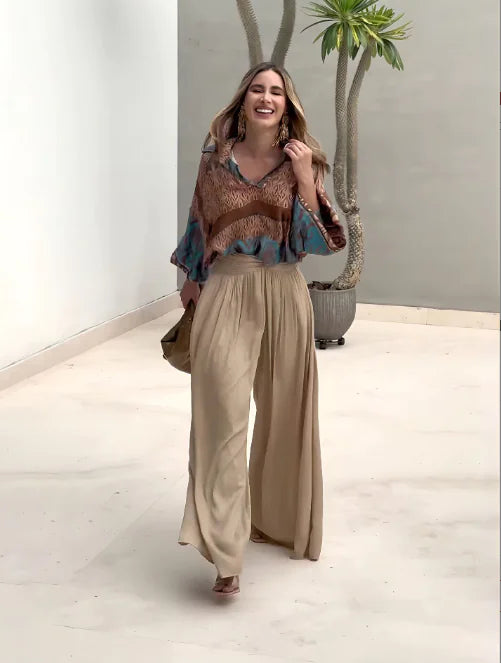 Elegant Comfort Set: Chic Top and Flowy Pants