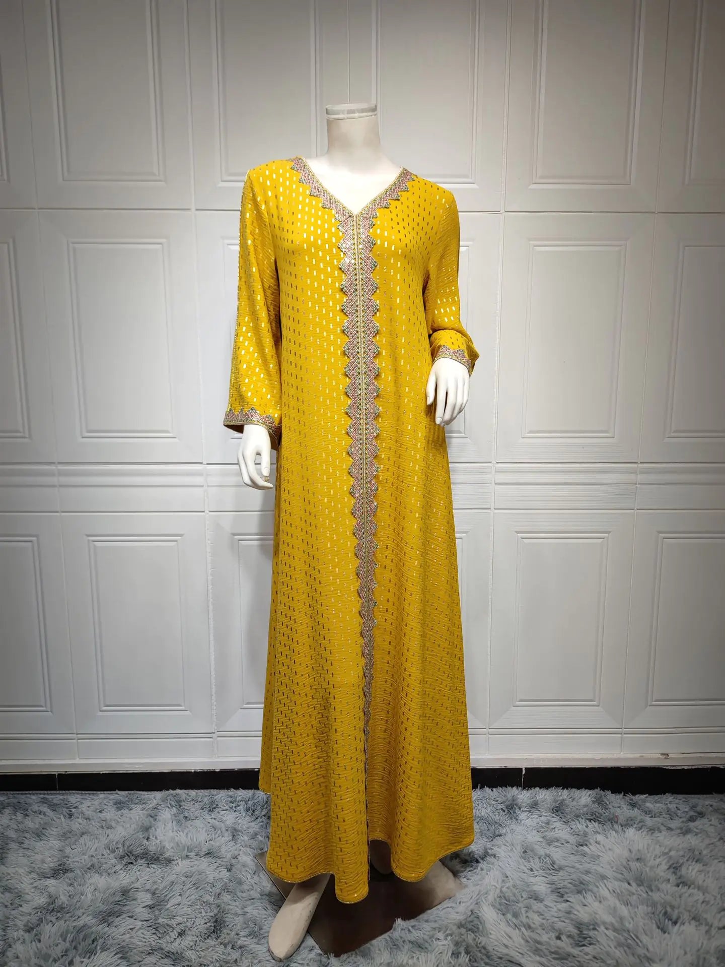 Elegant Summer Muslim Gown in Bronzed Dubai Style
