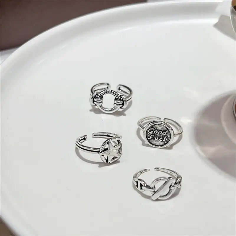 Elegant Vintage Women's Ring